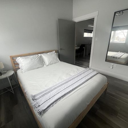 Station 1 By Terra Hospitality Aparthotel Moncton Exteriör bild