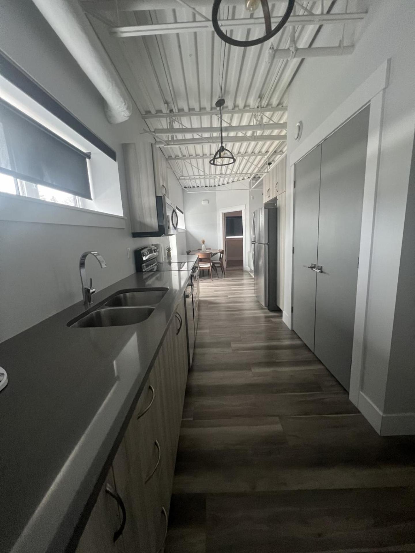 Station 1 By Terra Hospitality Aparthotel Moncton Exteriör bild