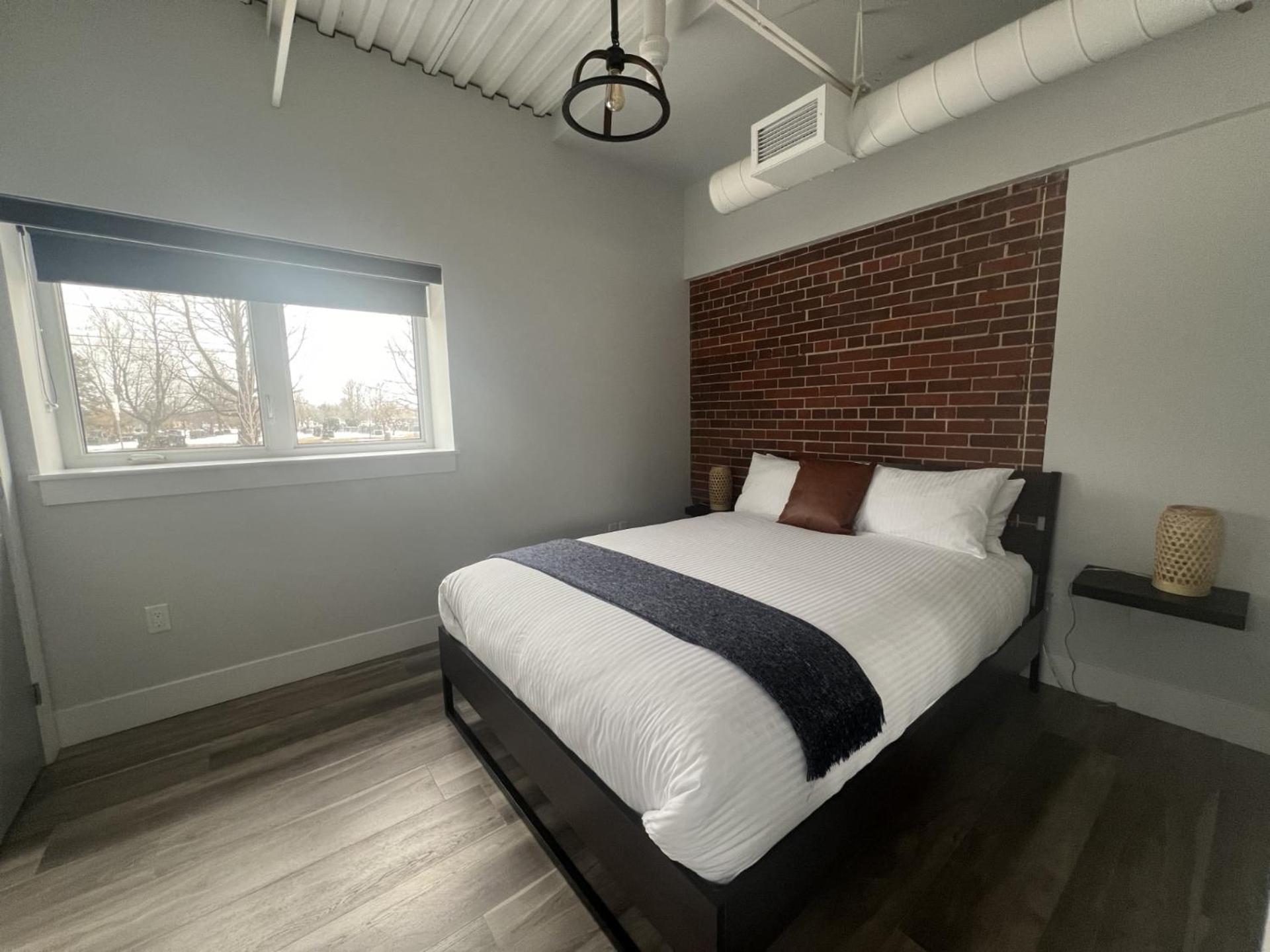 Station 1 By Terra Hospitality Aparthotel Moncton Exteriör bild